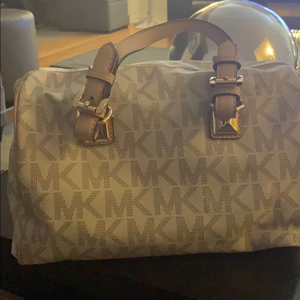 Michael Kors signature bag